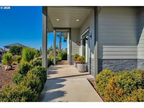 34 Bonnett Way Florence OR 97439