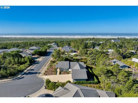 34 Bonnett Way Florence OR 97439