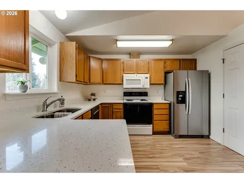 3497 Douglas Drive Springfield OR 97478