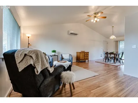 3497 Douglas Drive Springfield OR 97478