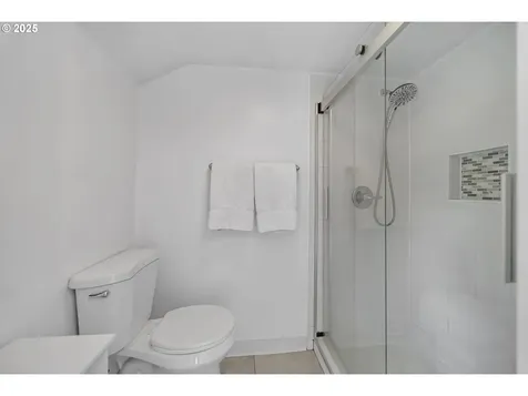 6026 NE 57th Avenue Portland OR 97218