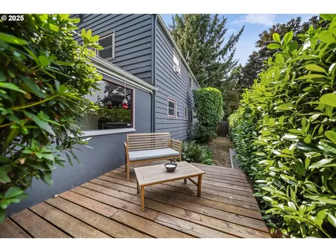 6026 NE 57th Avenue Portland OR 97218