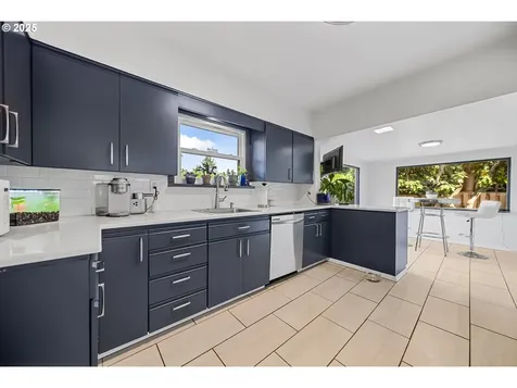 6026 NE 57th Avenue Portland OR 97218