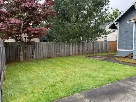5816 NE 32nd Place Portland OR 97211