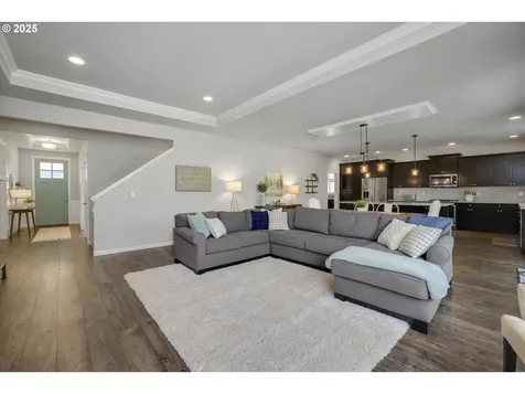 1654 N Plum Court Canby OR 97013