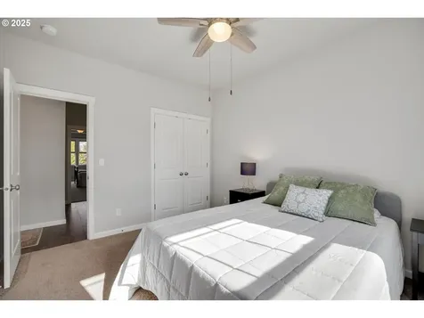 1654 N Plum Court Canby OR 97013