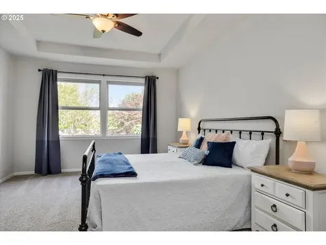 1654 N Plum Court Canby OR 97013