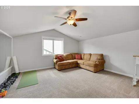 1654 N Plum Court Canby OR 97013
