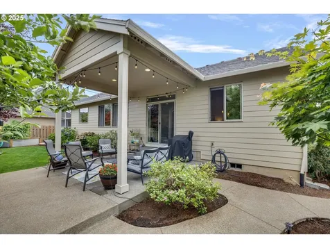 1654 N Plum Court Canby OR 97013