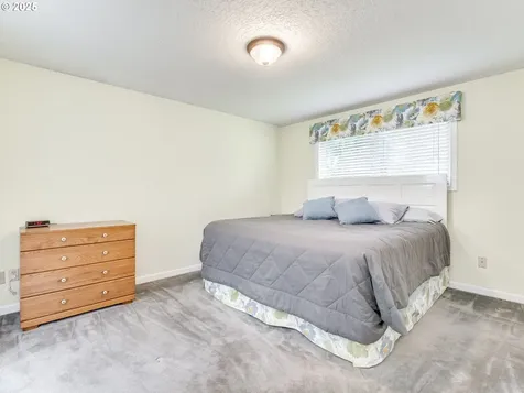 6745 Londonderry Lane Gladstone OR 97027