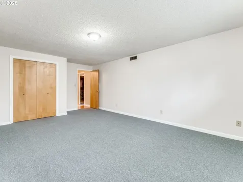 6745 Londonderry Lane Gladstone OR 97027
