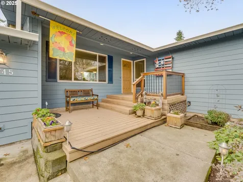 6745 Londonderry Lane Gladstone OR 97027