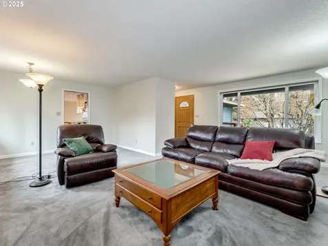 6745 Londonderry Lane Gladstone OR 97027
