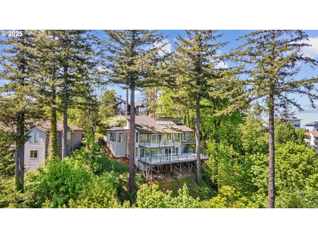 3032 NE Rocky Butte Road Portland OR 97220