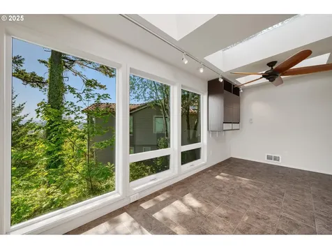 3032 NE Rocky Butte Road Portland OR 97220
