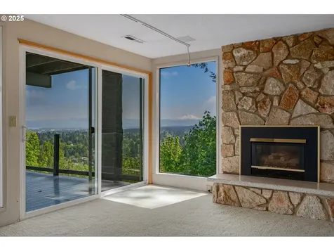 3032 NE Rocky Butte Road Portland OR 97220