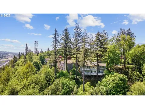 3032 NE Rocky Butte Road Portland OR 97220