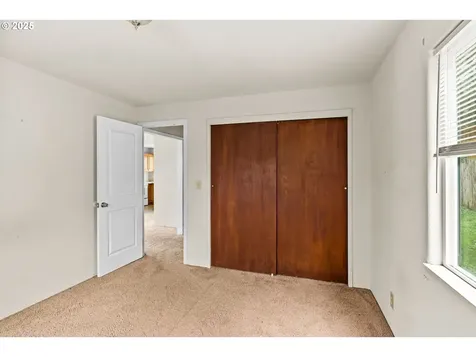 1389 NE Brooklyn Avenue Roseburg OR 97470