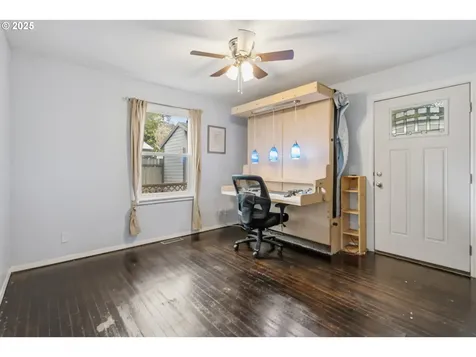 585 Madrona Avenue S Salem OR 97302