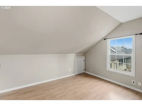 585 Madrona Avenue S Salem OR 97302