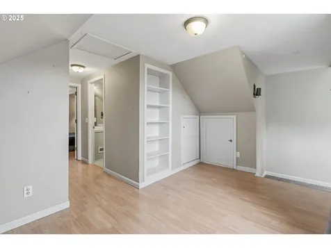 585 Madrona Avenue S Salem OR 97302