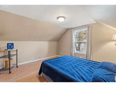 585 Madrona Avenue S Salem OR 97302