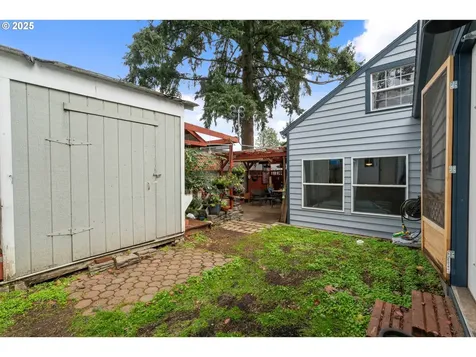 585 Madrona Avenue S Salem OR 97302