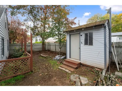 585 Madrona Avenue S Salem OR 97302