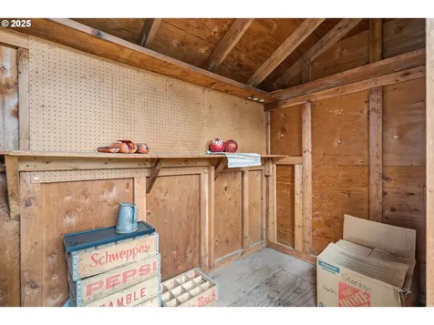 585 Madrona Avenue S Salem OR 97302
