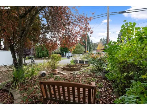 585 Madrona Avenue S Salem OR 97302