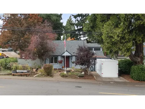 585 Madrona Avenue S Salem OR 97302