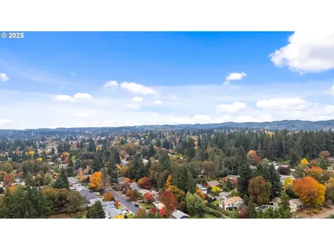 585 Madrona Avenue S Salem OR 97302