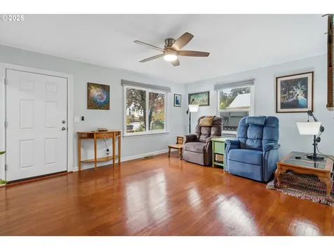 585 Madrona Avenue S Salem OR 97302