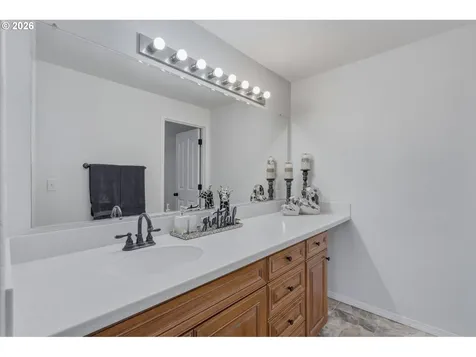 2403 NE 95th Court Vancouver WA 98662