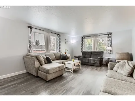 466 S Fir Street Canby OR 97013