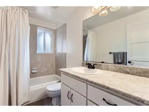 466 S Fir Street Canby OR 97013
