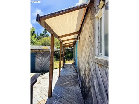 8790 NW Kinglet Street Seal Rock OR 97376
