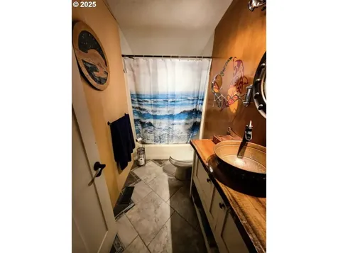 8790 NW Kinglet Street Seal Rock OR 97376