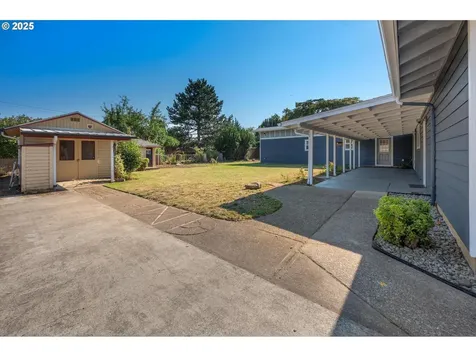 1760 Leon Drive Forest Grove OR 97116