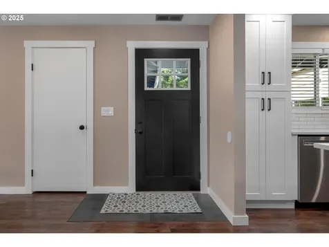 1760 Leon Drive Forest Grove OR 97116