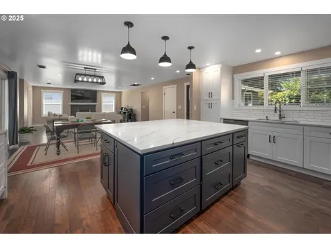 1760 Leon Drive Forest Grove OR 97116