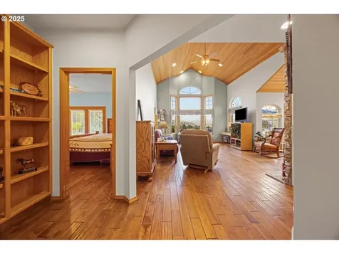 18817 NE 391st Street Amboy WA 98601