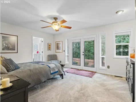 3933 NW Sierra Drive Camas WA 98607