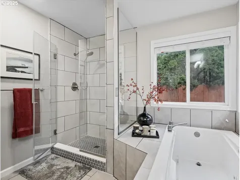 3933 NW Sierra Drive Camas WA 98607