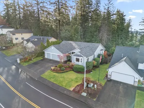 3933 NW Sierra Drive Camas WA 98607