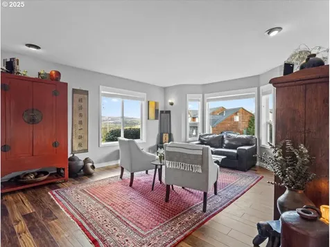 3933 NW Sierra Drive Camas WA 98607