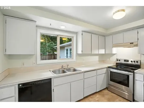 10913 NE 85th Street Vancouver WA 98662