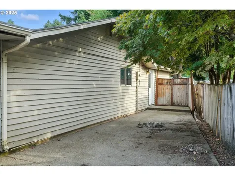 10913 NE 85th Street Vancouver WA 98662