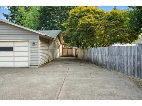 10913 NE 85th Street Vancouver WA 98662