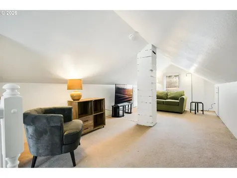 12107 SE Kelly Street Portland OR 97266
